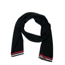 SUZUKI ČIERNY ŠÁL S ČERVENÝM LOGOM